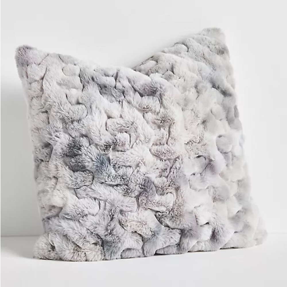 NWT Anthropologie Luxe Sculpted Faux-Fur Pillow